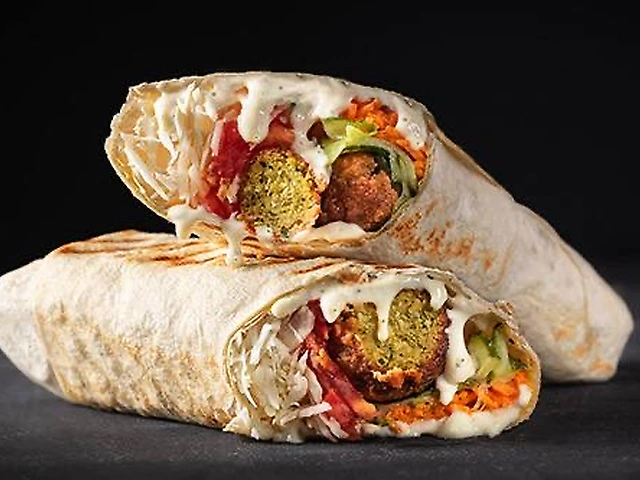 Фалафель в лаваші: 