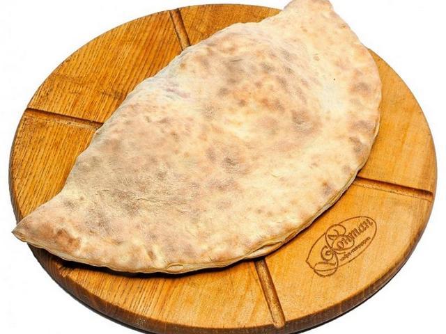 Піца Кальцоне Сирна: Пицца