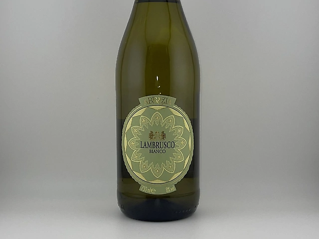 Abbazia Lambrusco Bianco (Напівсухе біле)