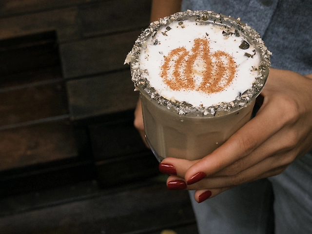 Лате гарбузова карамель