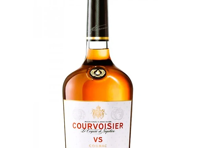 Коньяк Courvoisier VS 40%,0,7