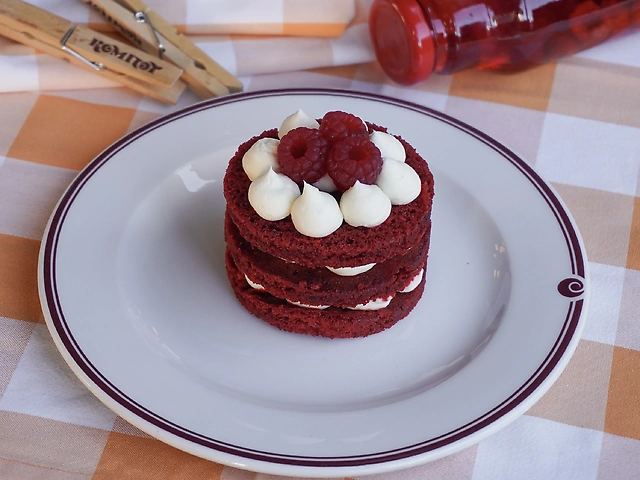 Червоний оксамит