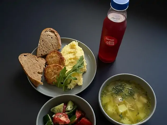 Обід комплекс та сік