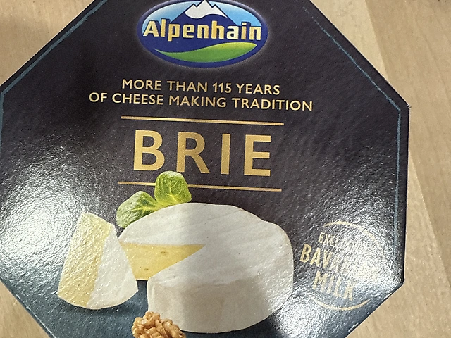 Сыр Brie Alpenhain
